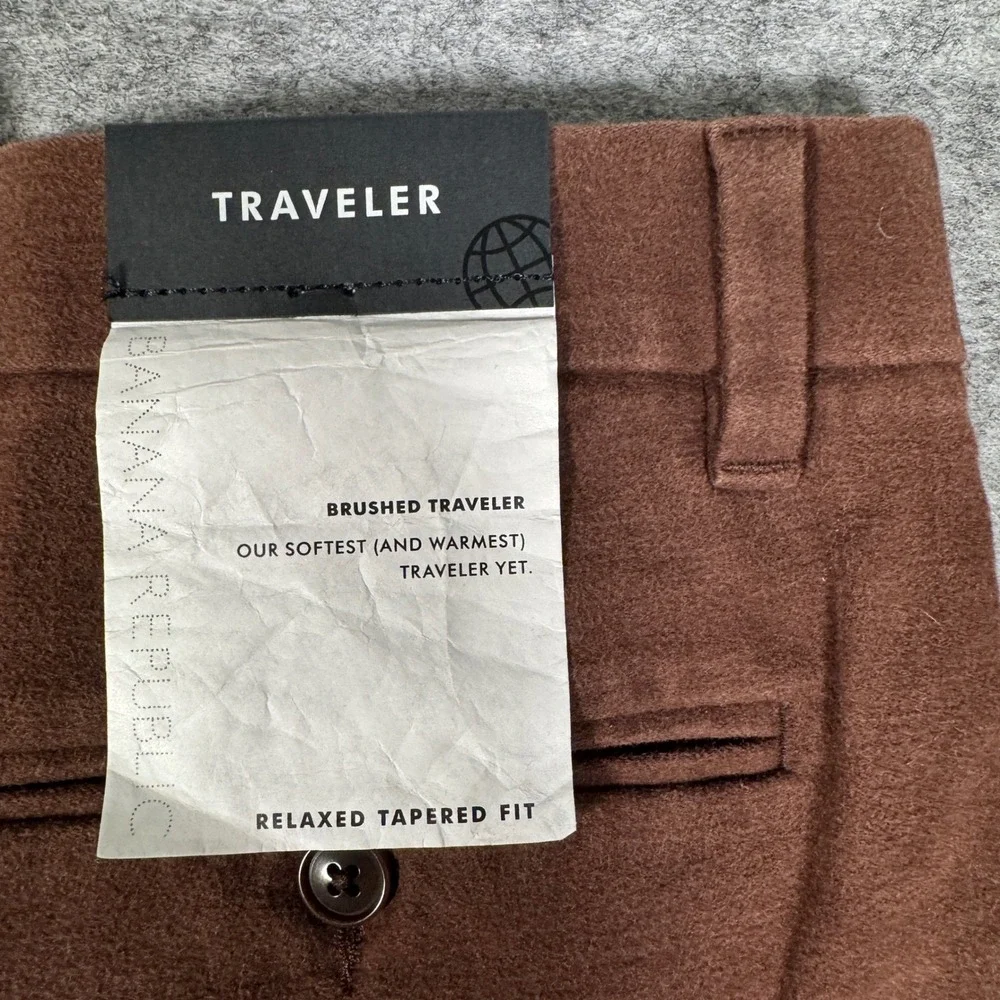 Banana Republic Mens Moleskin Pleat Traveler Pant Burnt Umber 32R 744265-03